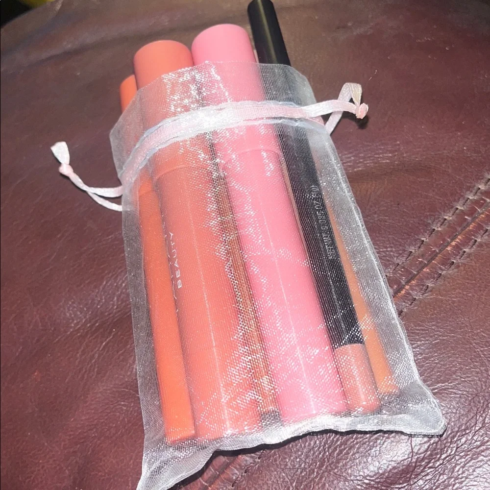 Contour Brush with Neutral Face Powders Set, bronzers and lip stain crayons